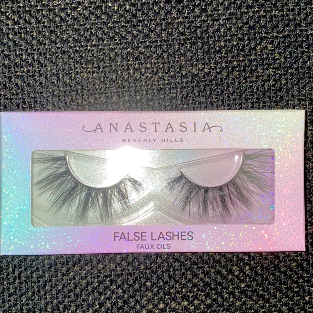 Anastasia Beverly Hills Lashes